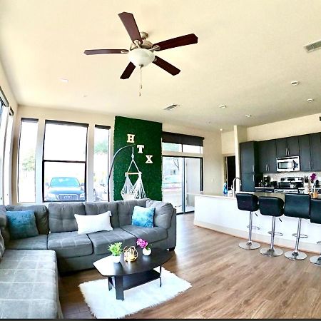 5 Mins To Med Center, Comfy King Beds, Wifi,Gym,Pool Apartman Houston Kültér fotó