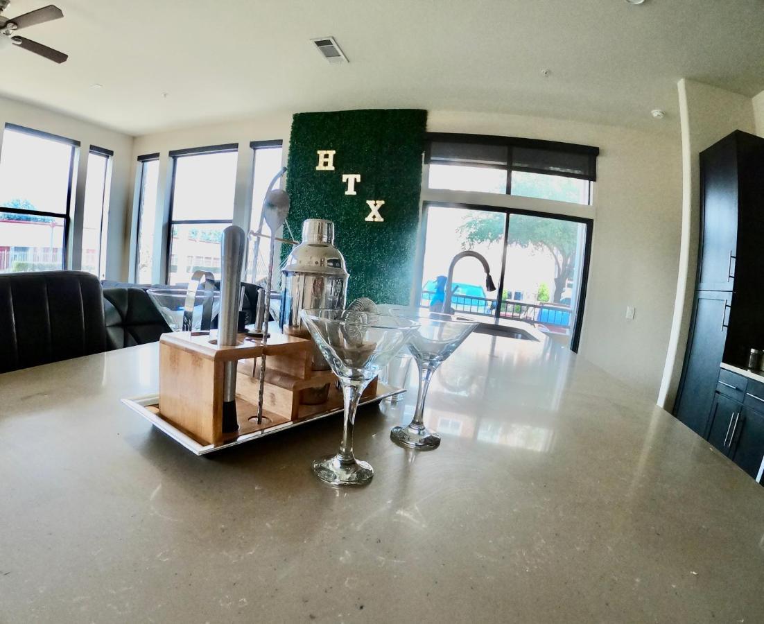 5 Mins To Med Center, Comfy King Beds, Wifi,Gym,Pool Apartman Houston Kültér fotó